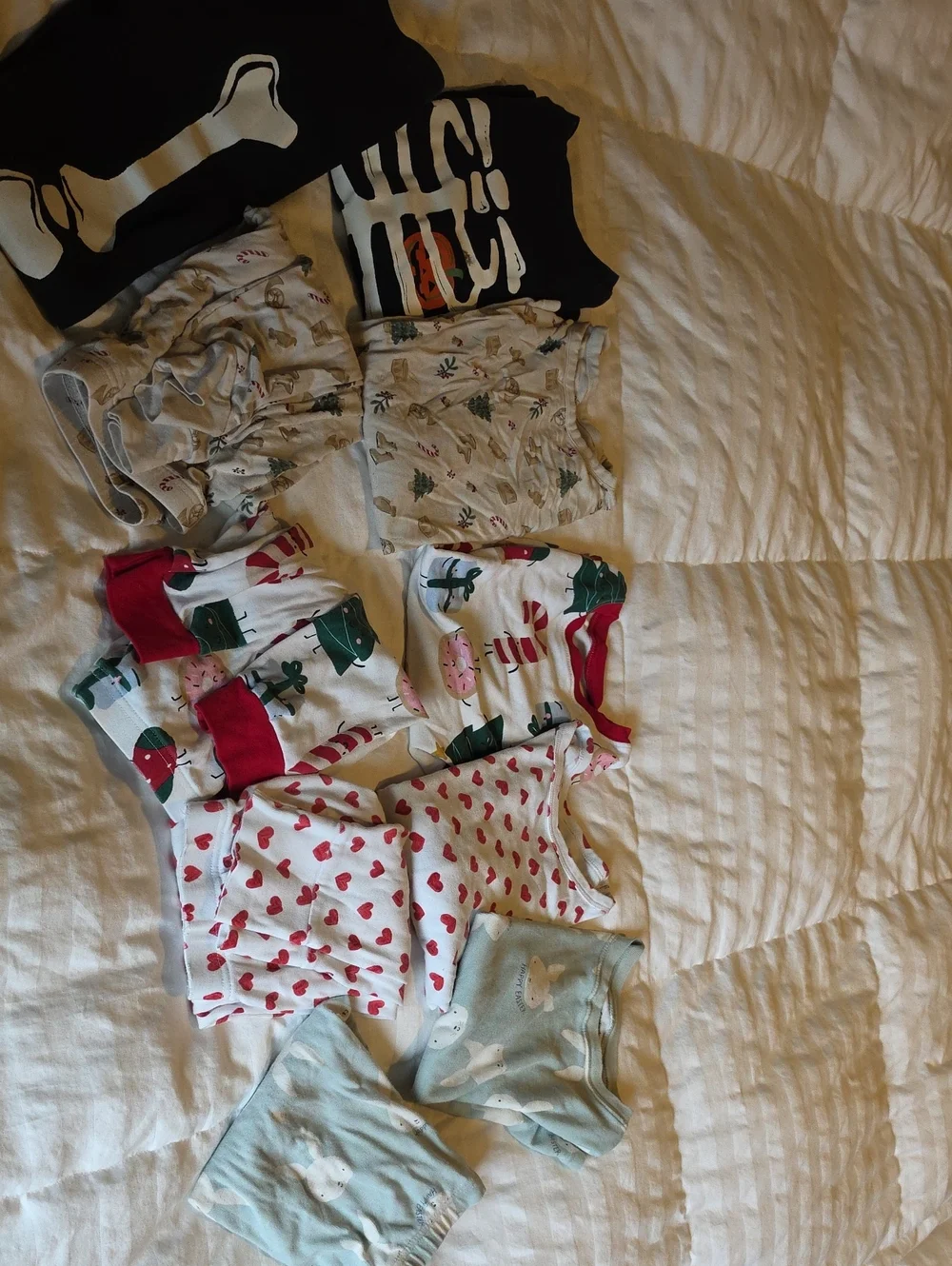 Kids Holiday Pajamas 5 Pairs